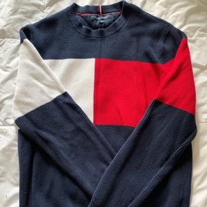 Men’s Tommy Hilfiger Sweater - new without tags
